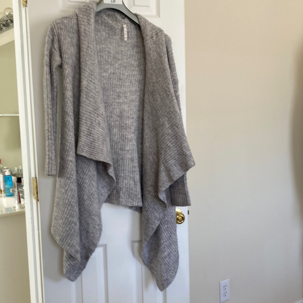 Grey cardigan
